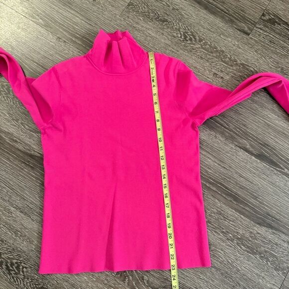 Escada Knit Turtleneck - Picture 9 of 10